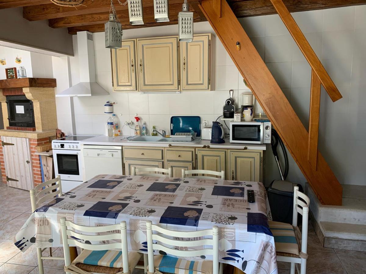 Saint-Martin-de-Ré Maison De Pays Au Centre Du Village מראה חיצוני תמונה